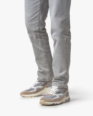 LIGHT BROWN